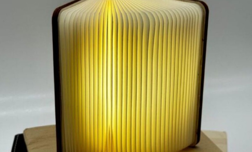 Image 2: Foldable Creative Flip Book Shaped Night Light
