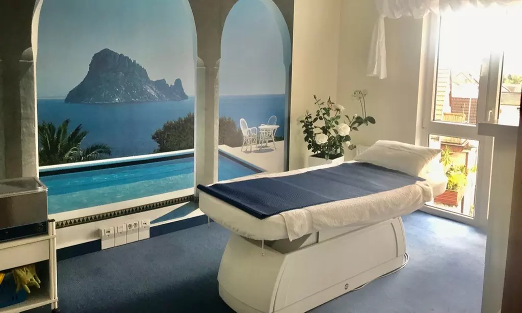 Luxus-Gesichtsbehandlung