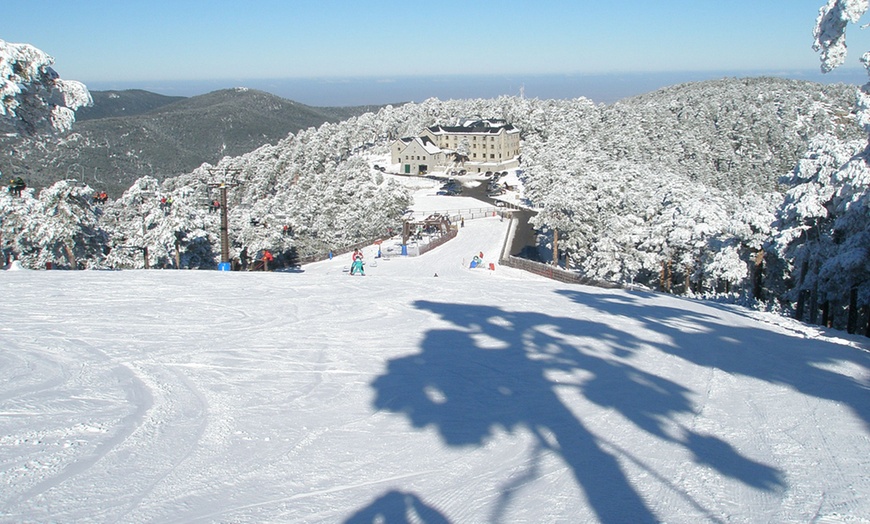 Image 9: Forfait de Esquí con Alquiler Opcional en Puerto Navacerrada