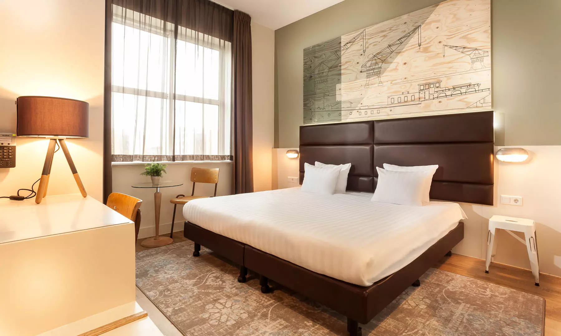 Zaan Inn: twin- of king tweepersoonskamer of family suite met ontbijt