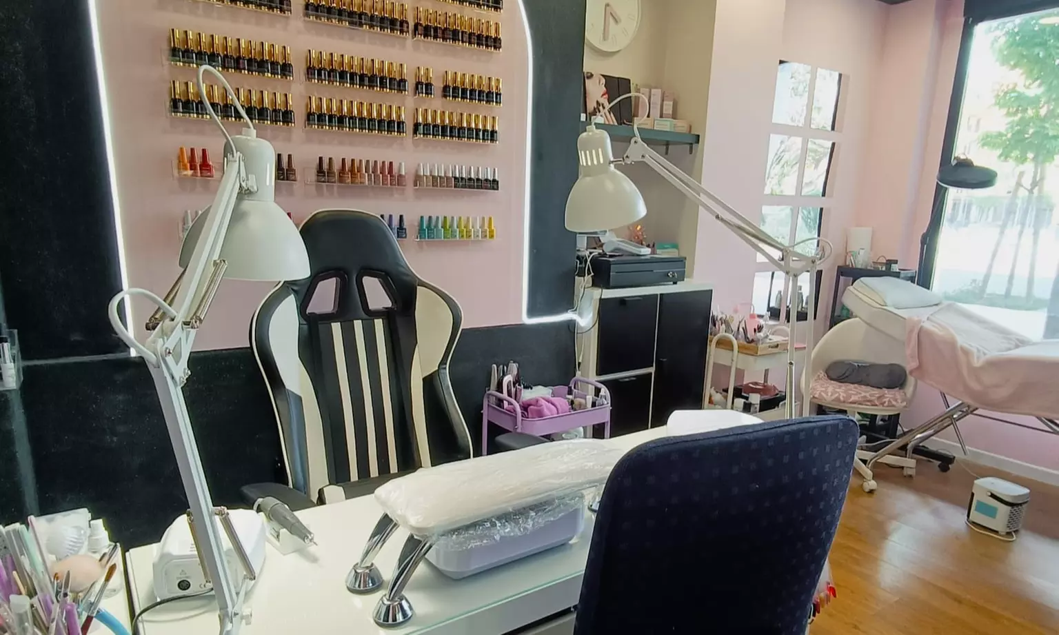 Sesión de lifting y tinte de pestañas