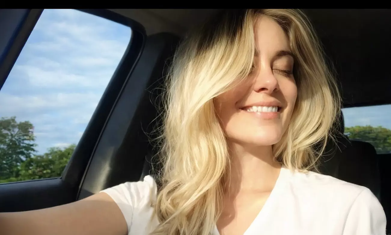 Transform Your Look with a Women's Hair Cut, Shampoo & Blow Dry