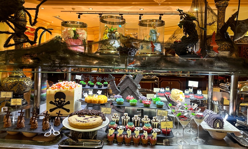 Image 8: 5* Diwali & Halloween Dinner Buffets – Beverages Included