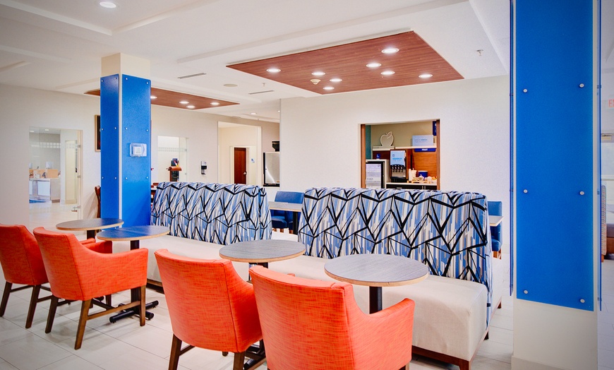 Image 10: Stay at Holiday Inn Express & Suites Chester–Monroe–Goshen, NY