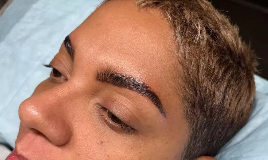 Enhance Your Eyes with Wet Set Lash Extensions & Brow Treatments for a Perfect Look (Up to 50% Off) - Second Medium