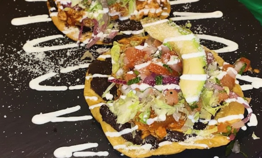 Image 13: ¡Ándale! Menú mexicano para 2 personas con opción a margaritas