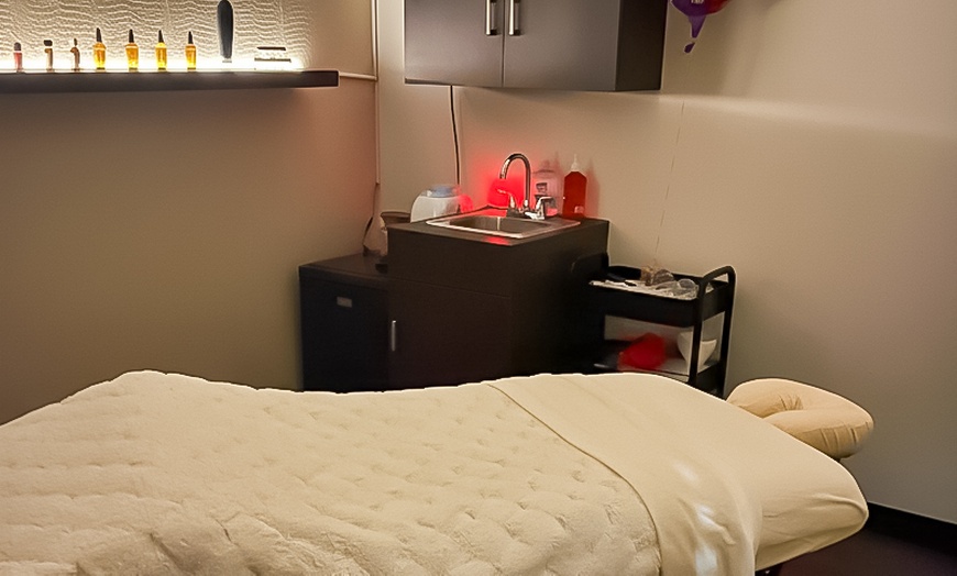 Image 1: 60-Minute Swedish or Lymphatic Massage or 50-Minute Face Massage  