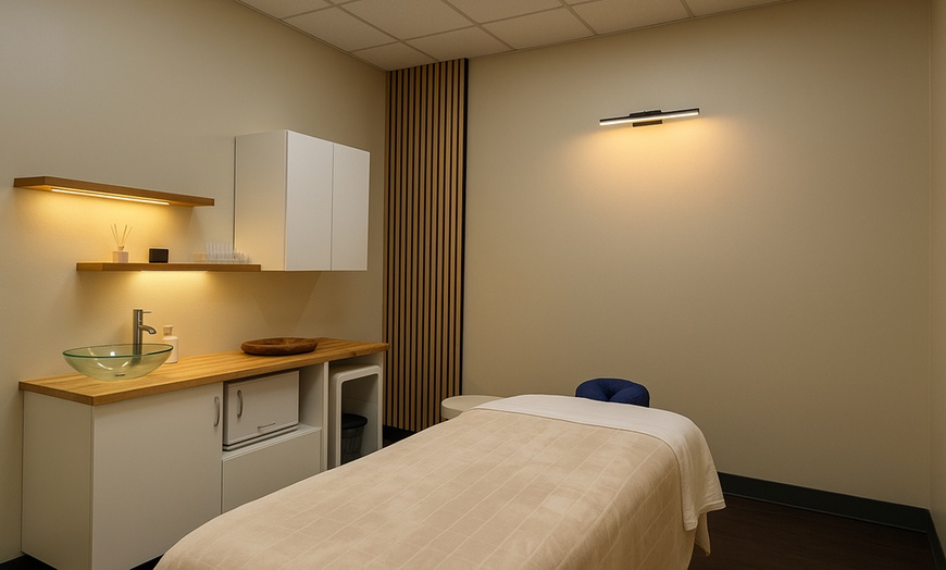 Image 5: 60 or 90 Min Couples Relaxation Massage + Exfoliation + Aromatherapy