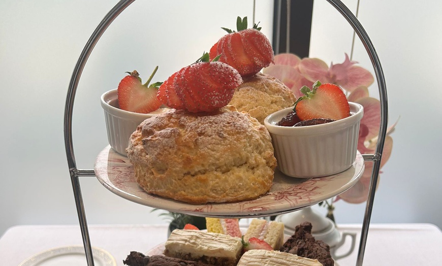 Image 3: Afternoon Tea with Spa at Britannia Leeds Bradford Airport Hotel & Spa