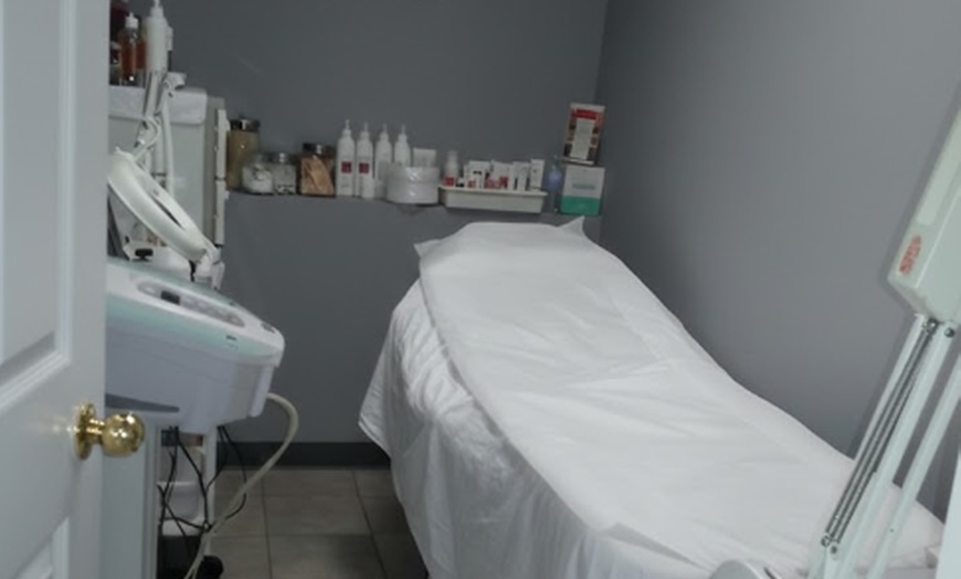 Image 3: One 45 Min or One, Two or Three 60 Min Deep Tissue Massage w/ Add-Ons