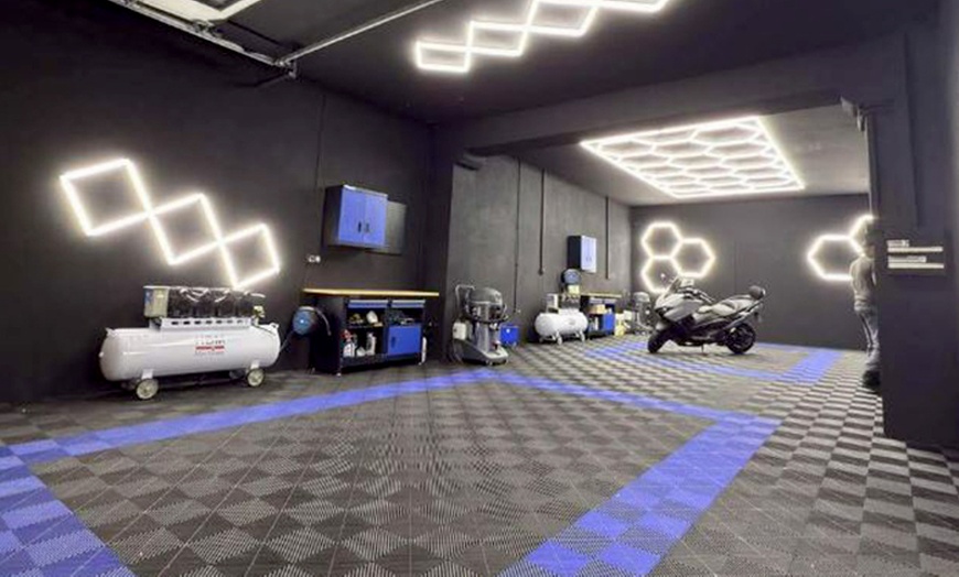 Image 2: Lavage auto intérieur et/ou extérieur ou pose de vitres teintées