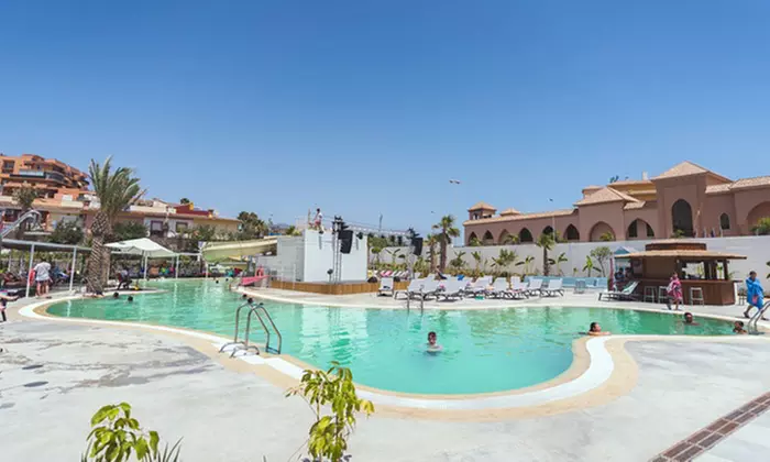 Ritual relajante con spa y masaje en Costa del Sol Glamping Village