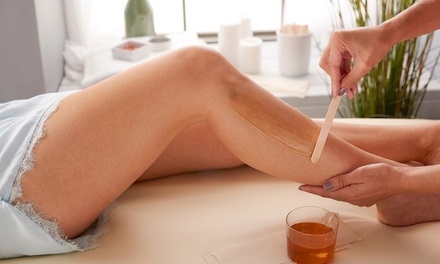 Full Face Wax with Complimentary Lip Treatment - Obsidian Beauty Studio