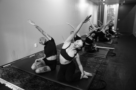 No Springs Attached Five Class Pass - Praxis Pilates - Newyork, NY
