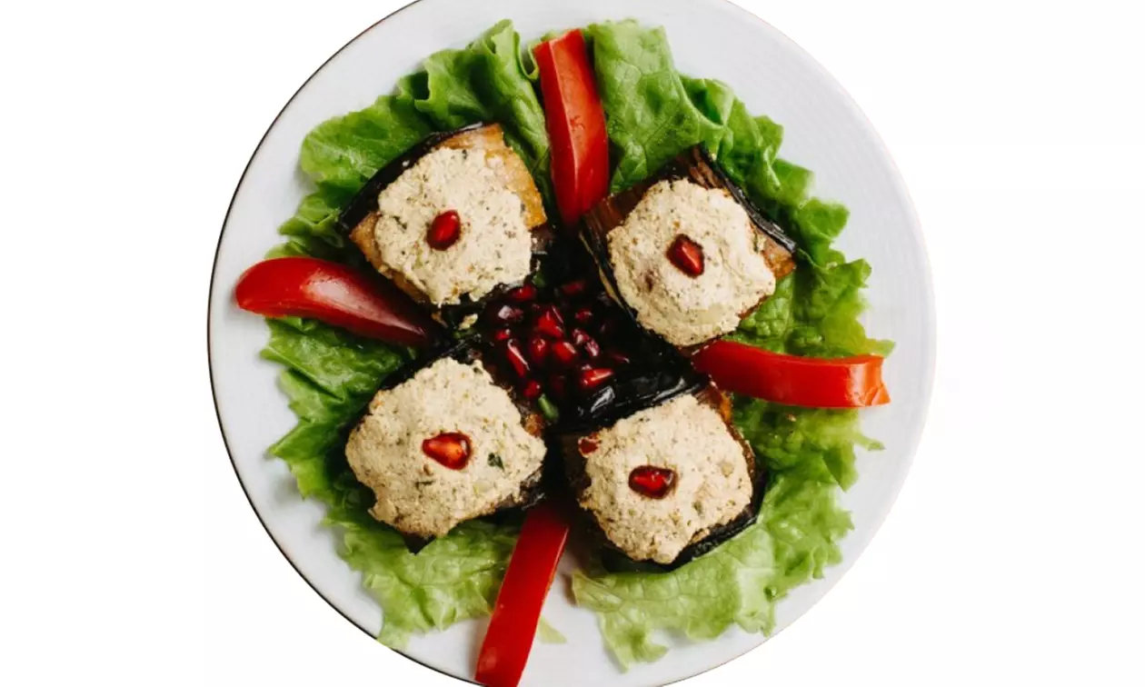 Global Flavor Adventure – $10, $25, or $50 Toward Food & Drinks
