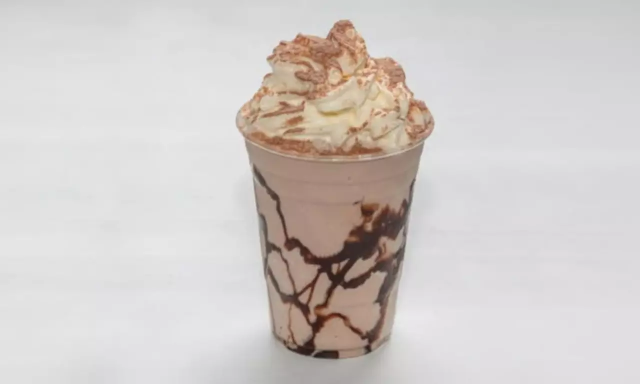 Premium Brazilian Acai & Desserts: Authentic Bowls & Sweet Treats