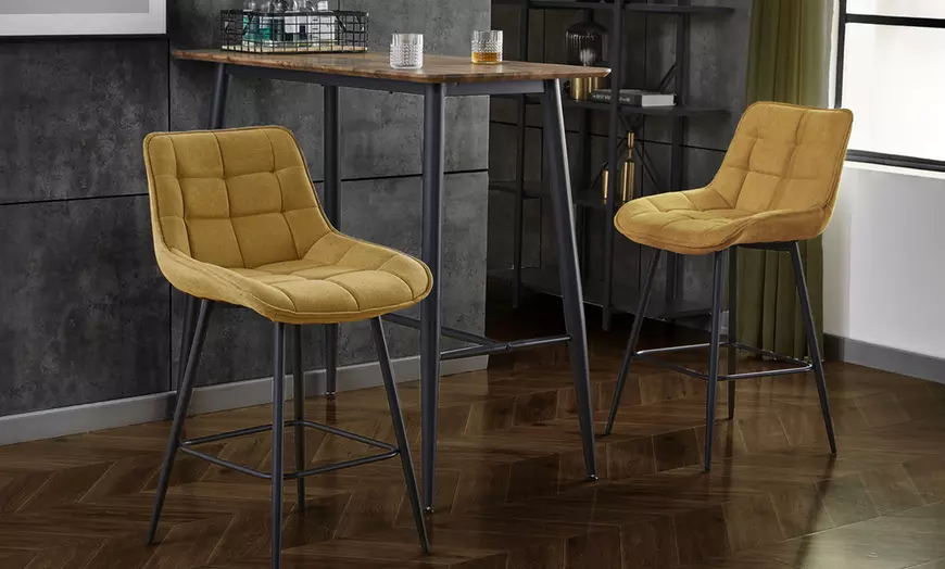 Image 7: Lot de 2 tabourets de bar en métal noir et tissu