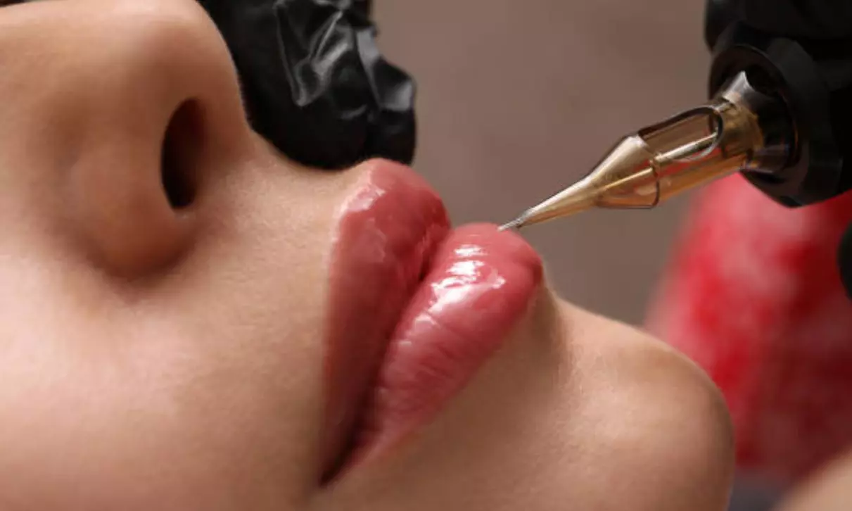 Micropigmentación de ojos o labios, o microshading en cejas