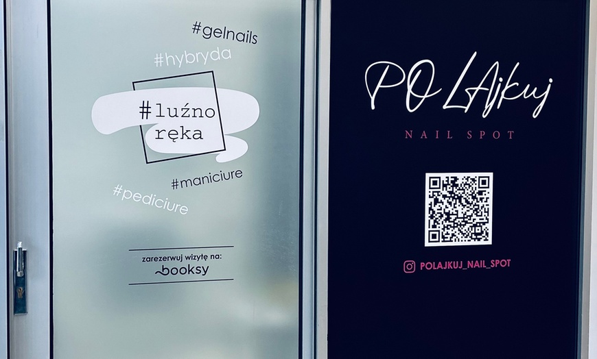 Image 3: Profesjonalna pielęgnacja stóp: Pedicure Spa lub podologiczny i więcej