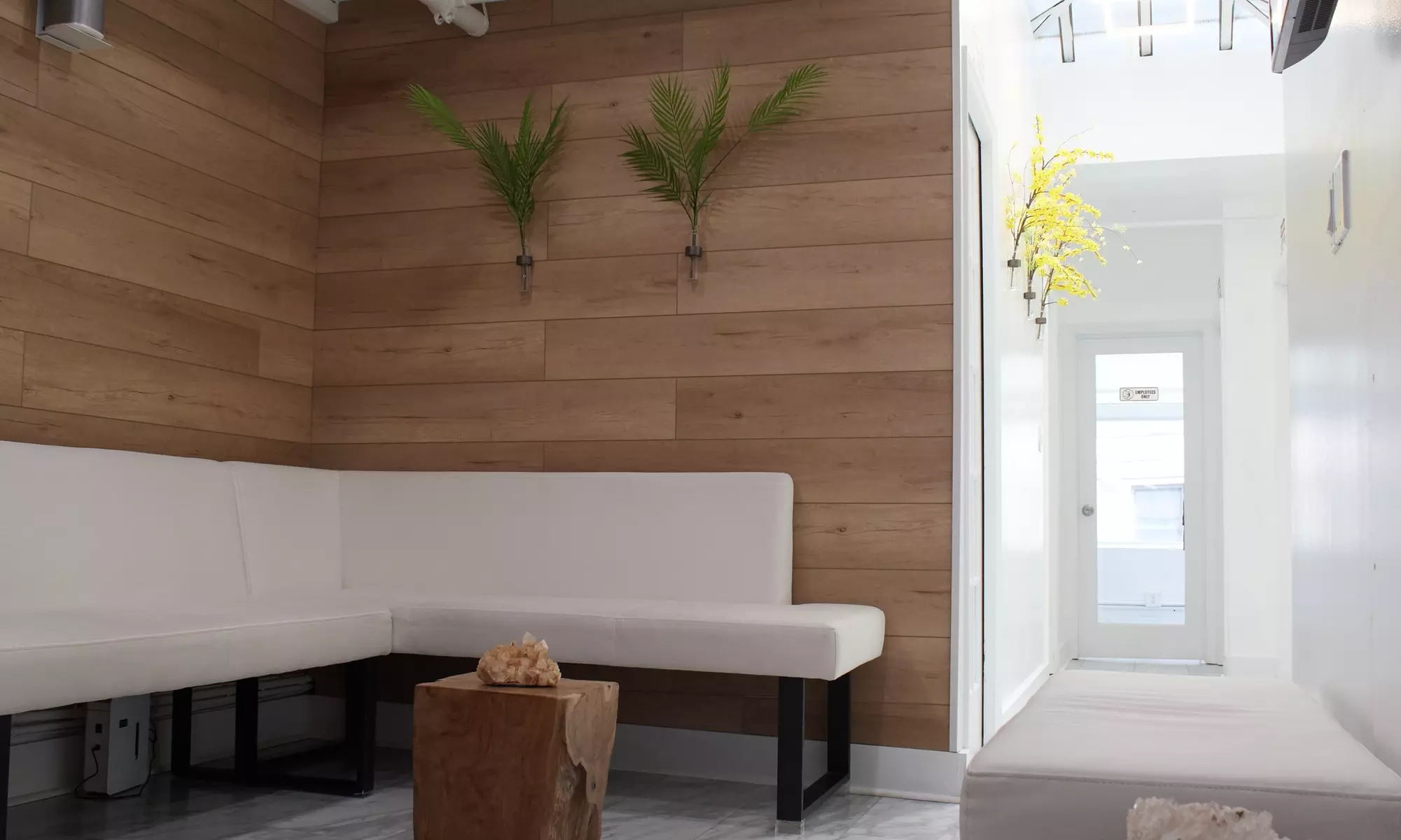Get Smooth Skin w/ 4 or 6 LHR Session for Small, Medium, or Large Area