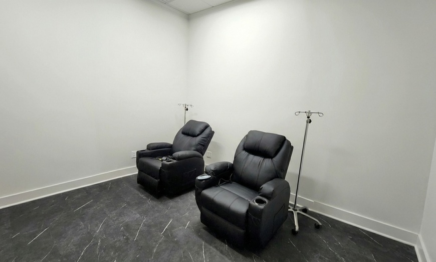 Image 4: 3 Laser Hair Removal Sessions on One Small, Medium or Large Area