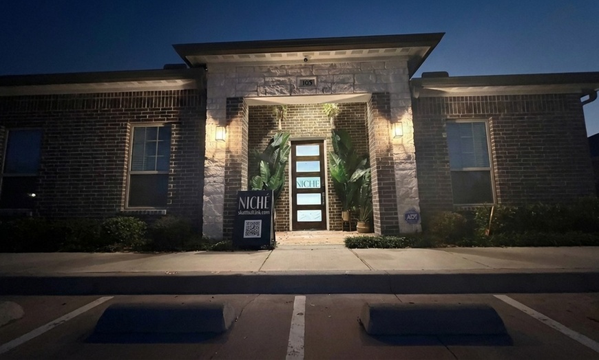 Image 2: One, Two, or Three Brazilian Wax w/w/o Other Body Parts Waxing Session