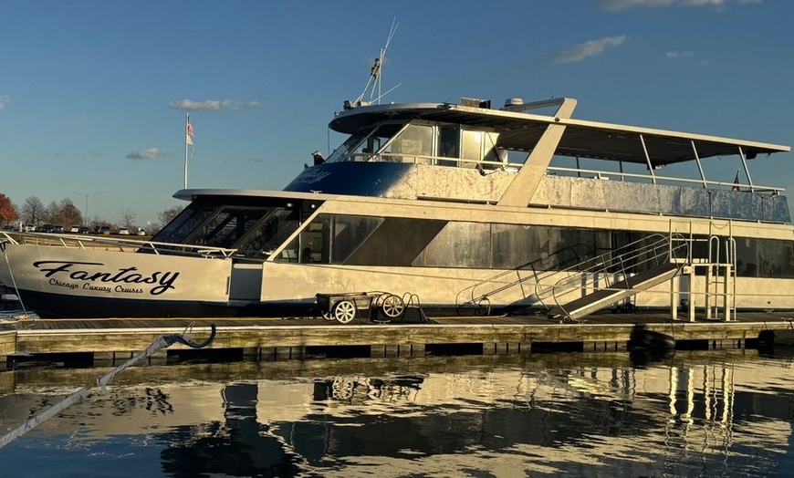 Image 5: Open Air Party Boat Cruise with Live DJ – Chicago