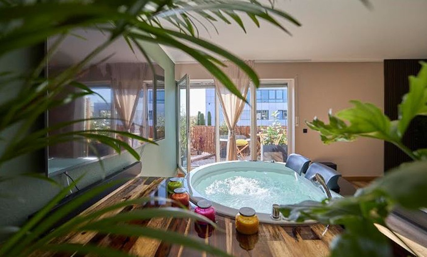Image 2: 4 oder 5 Std. privater Spa inkl. Aufguss und Spa-Kit für 2 Personen