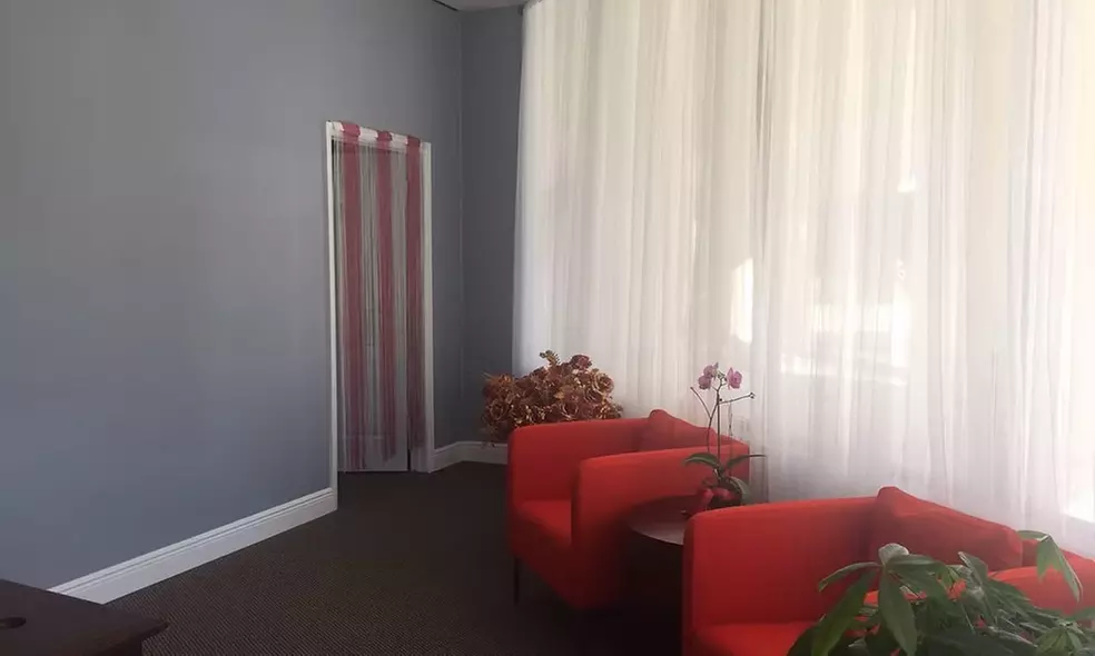 60, 90, or 120- Minutes Hydrotherapy Scalp and Body Massage Experience