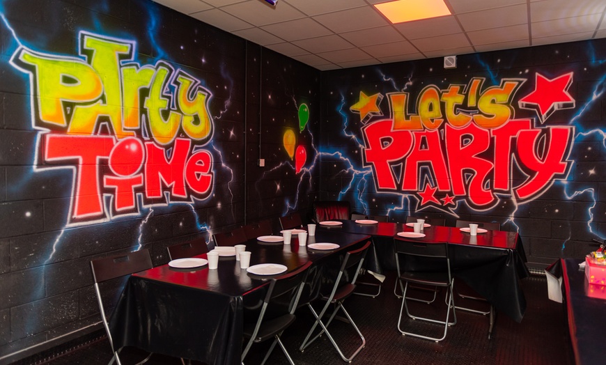 Image 3: Up to 25% Off on Party - Children's at Laser Quest Hatfield