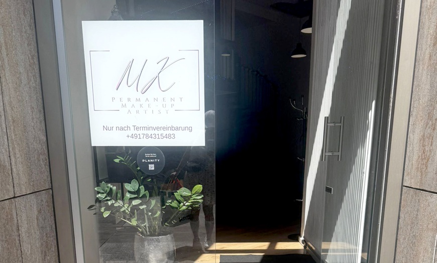 Image 2: Wimperwelle / Browlift / Augenbrauenkorrektur mit Färben für 1 Person