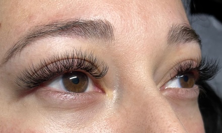Full Set of Eyelash Extensions with 3D or 6D Volumes - Thizz Beauty Salon