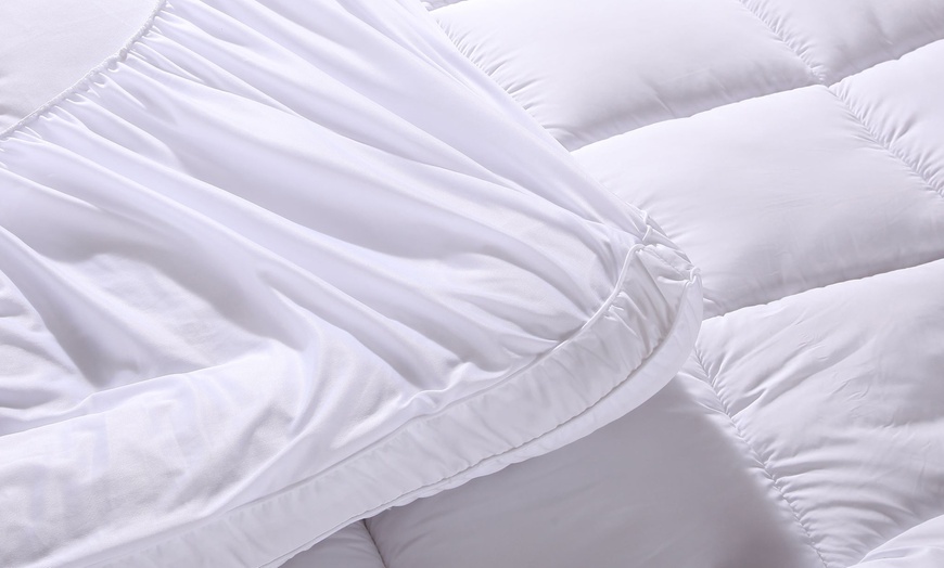 Image 3: 1000gsm Cotton cover Mattress Topper