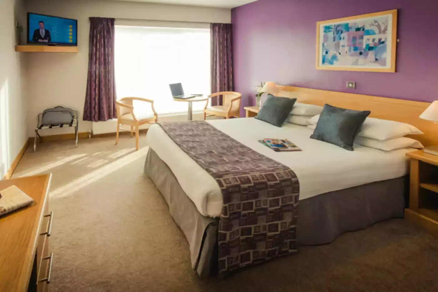 ✈ 8-Day Ireland Vacation with Air from Great Value Vacations