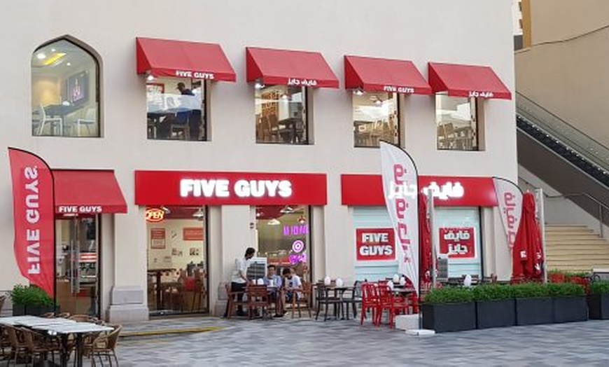 Image 6: ✈ 7-Day Ultimate Dubai Desert Trip - Flights & Hotel from Worldee