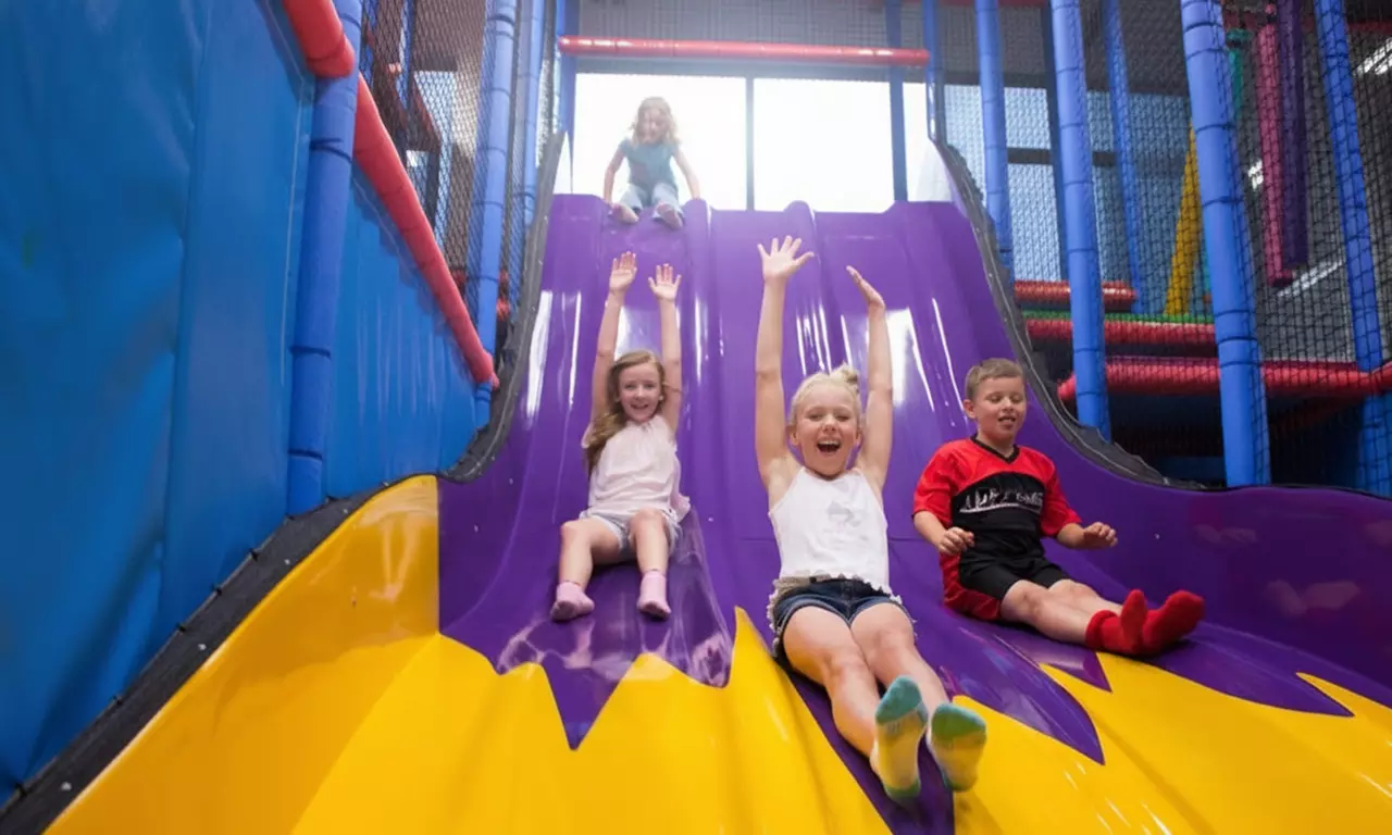 Weekday/Weekend Junior (under 3 years)/ Super Entry(3 years & over)