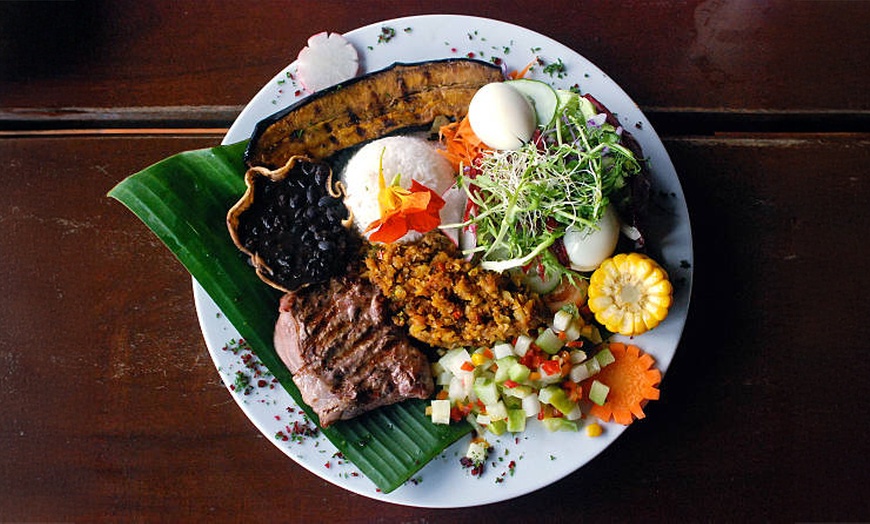 Image 7: ✈ 3- or 7-Night Costa Rica Mystery Vacation w/Air, Car