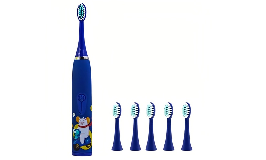 Image 3: Kids' Electric Toothbrush with Six Brush Heads