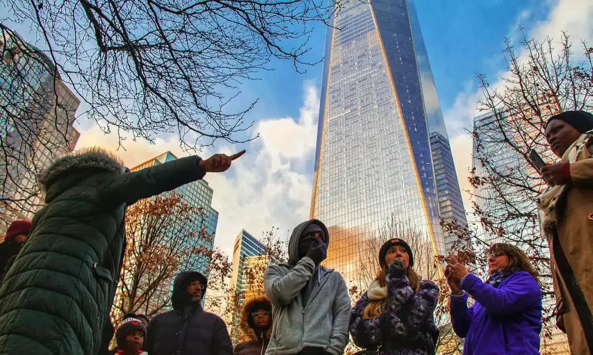 Award-Winning NYC Sightseeing Bus Tour