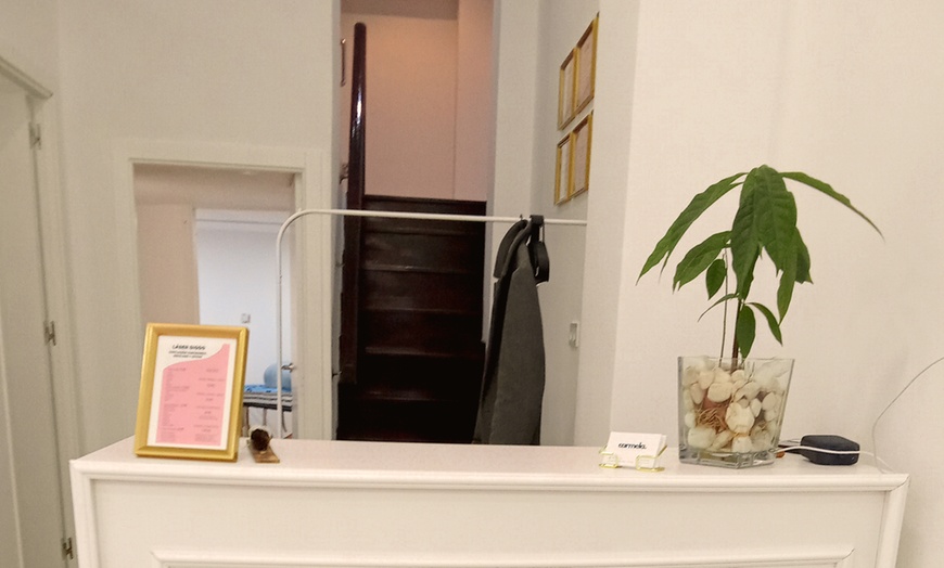 Image 3: 2 o 4 sesiones de maderoterapia con drenaje linfático corporal para 1 persona, con hasta un 70% de descuento