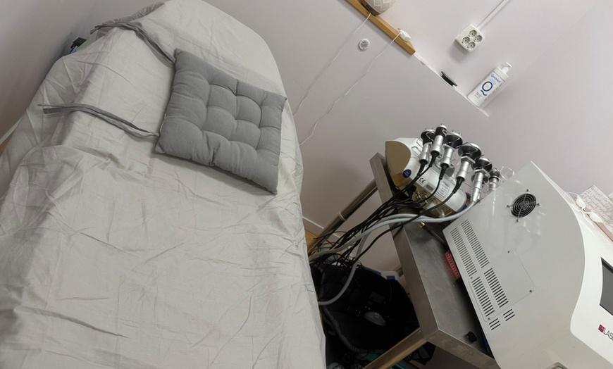 Image 6: Sesiones de cavitación con presoterapia y opción a tratamiento