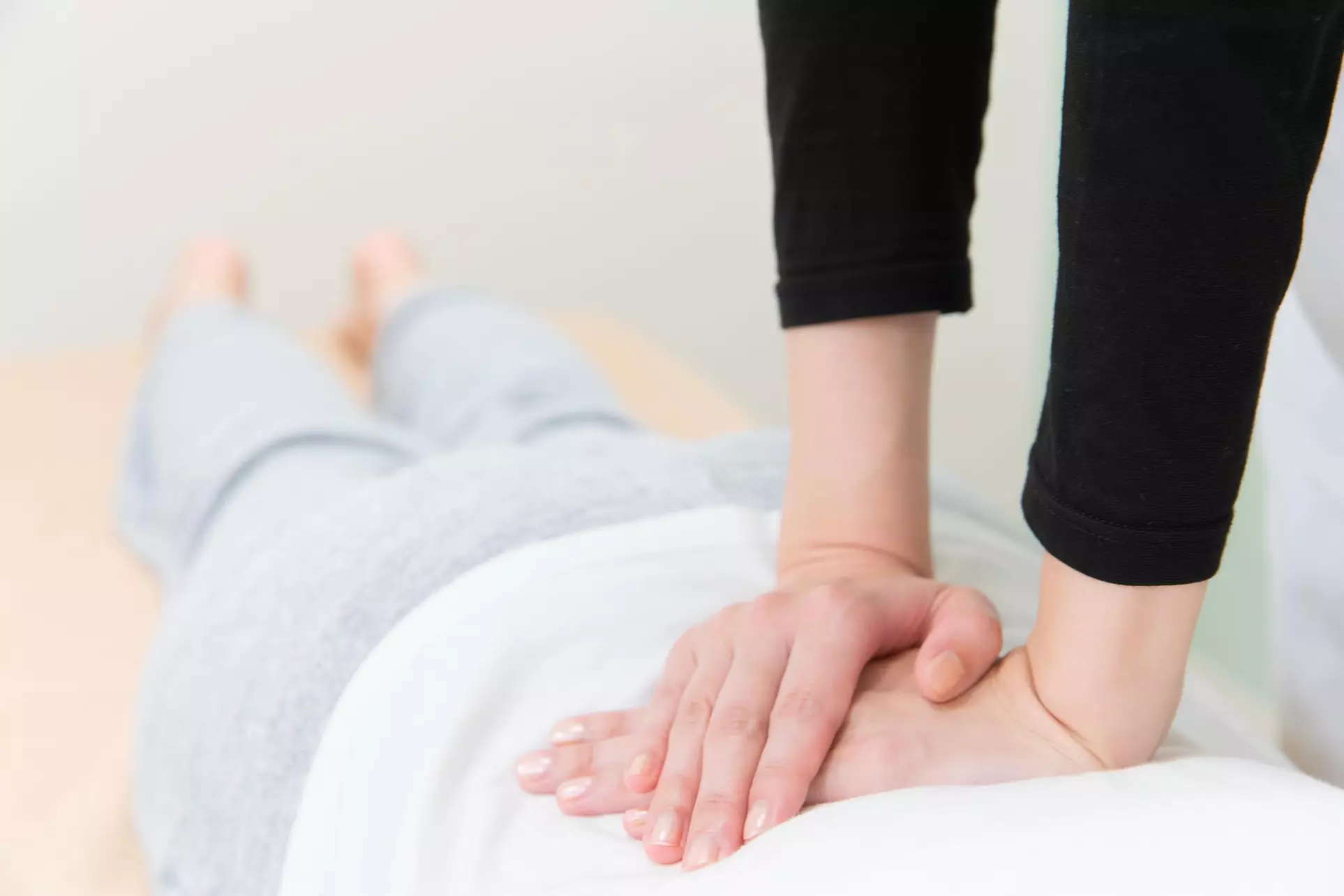 Unwind with One 50 or 80 Minutes Deep Tissue Massage
