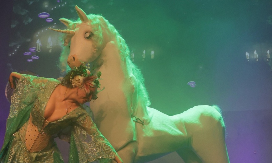 Image 10: Märchenshow für Erwachsene: Frack & Spitzenhöschen Episode #16