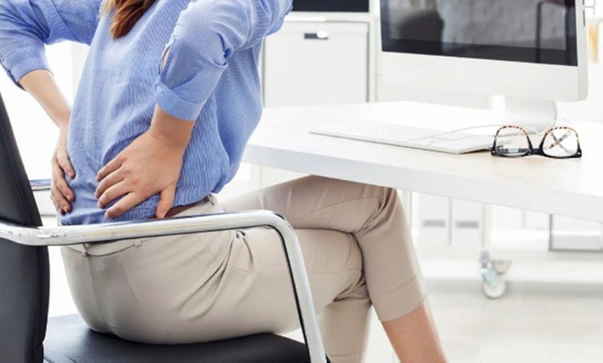 Image 4: Chiropractic Consultation With One or Three Tailored Adjustments 
