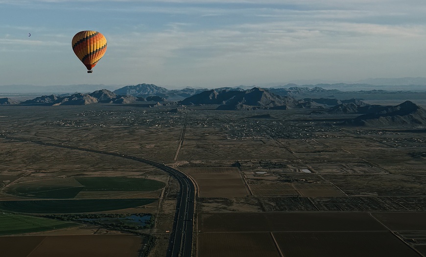 Image 8: Enjoy a Sunrise Hot Air Balloon Flights