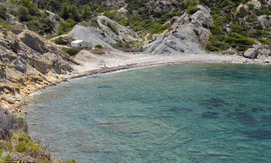 Image 3: Excursión guiada con kayak por Jávea para 1 niño o para 1 o 2 adultos 