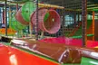 Tageskarte für 1-2 Erwachsene und 1-2 Kinder für den Indoorspielpark Maxiland (bis zu 25% sparen) - Second Medium