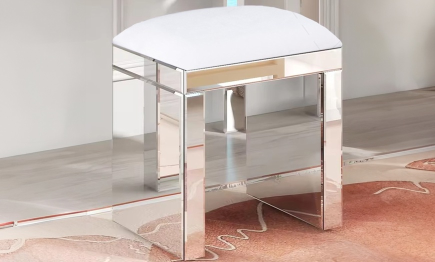 Image 23: Hollywood Mirrored Furniture range