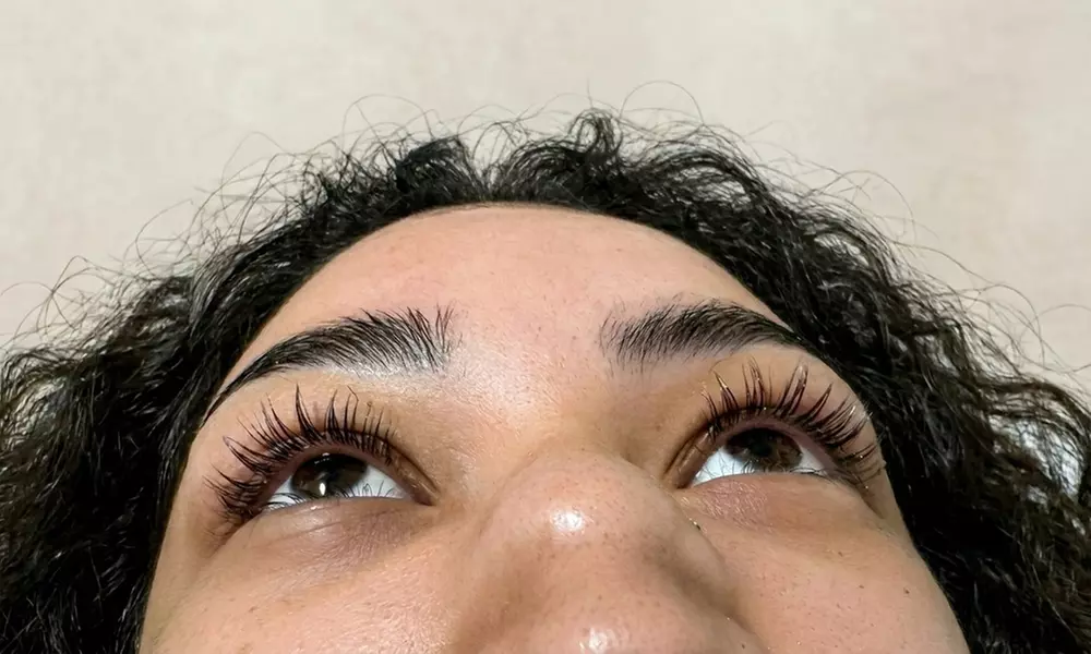 Enhance Your Eyes: Eyelash Lift and Tint with Optional Brow Lamination