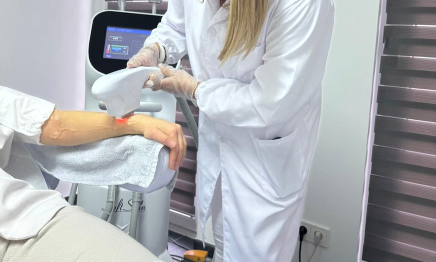 Image 2: ICE Diodenlaser-Haarentfernung an 1 kleinen oder großen Zone nach Wahl